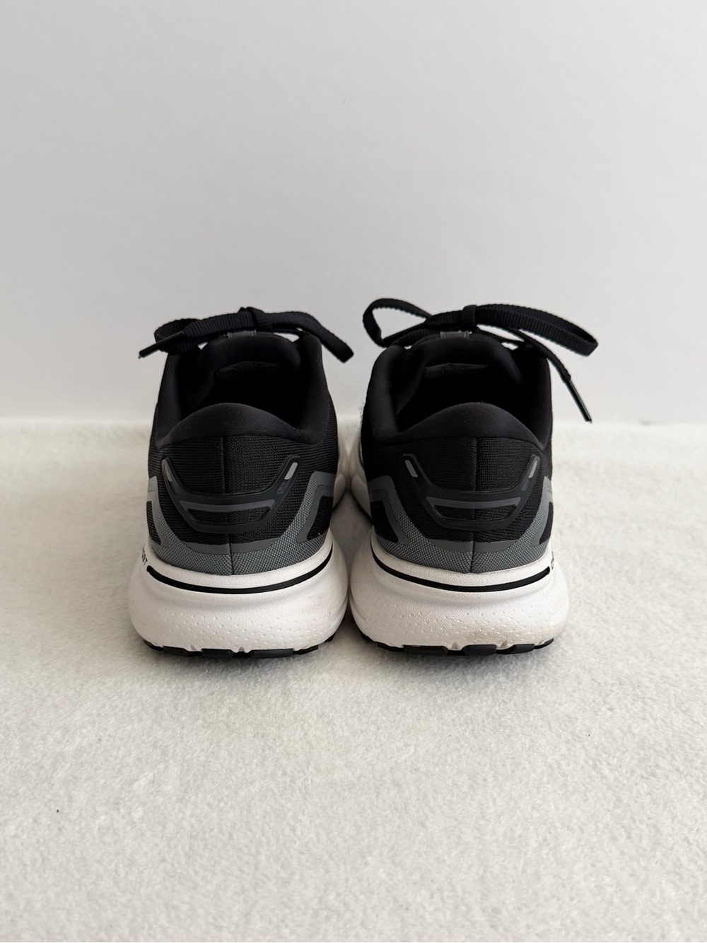 Brooks Ghost 15 Black White Running Shoes Women’s 7.5 Cushioned Sneakers - Picture 6 of 8